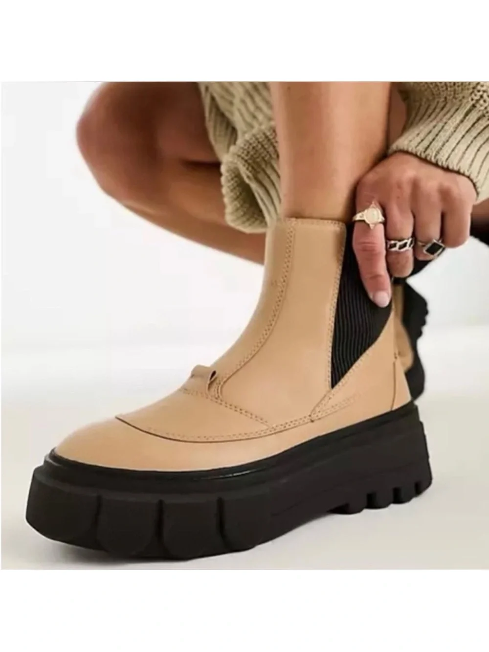 SOREL Caribou X Chelsea Waterproof Boots NWT